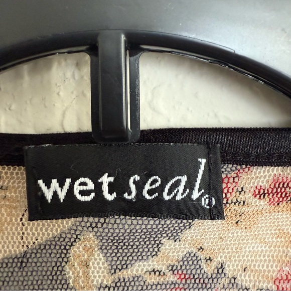 Vintage Wet Seal Mesh Floral Bell Sleeve Babydoll Top Size Sm Y2K Fairy Grunge - Picture 6 of 6